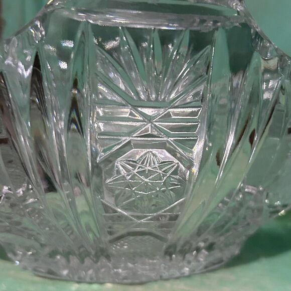 Crystal Cut Glass Decorative Basket Bowl with Handle Vintage Candy Dish - Picture 9 of 11